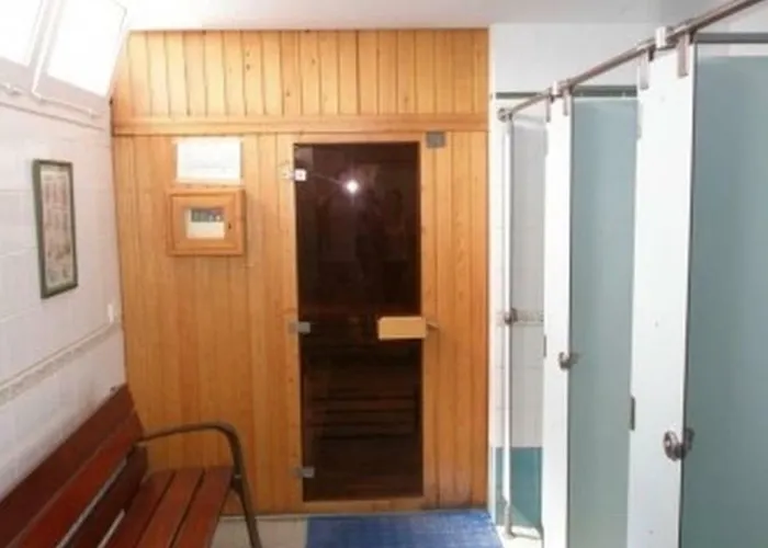 Retiro Playa Y 타베르네스 데 발디그나